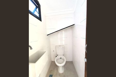 Casa à venda com 3 quartos, 125m² em São Lucas, São Paulo