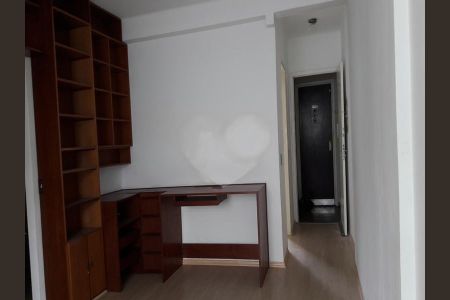 Apartamento à venda com 55m², 1 quarto e 1 vaga