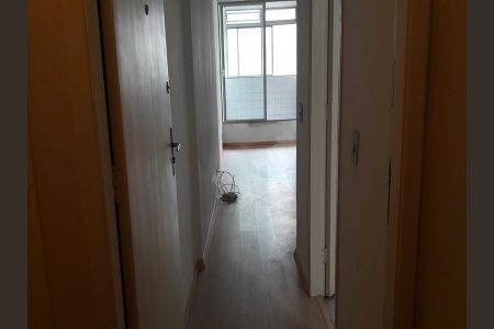 Apartamento à venda com 55m², 1 quarto e 1 vaga
