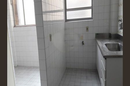 Apartamento à venda com 55m², 1 quarto e 1 vaga