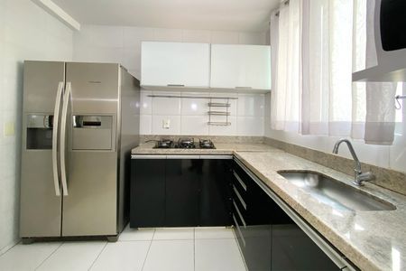 Apartamento à venda com 119m², 4 quartos e 2 vagasCozinha