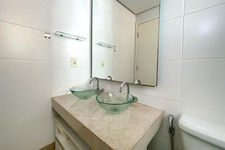 Apartamento à venda com 119m², 4 quartos e 2 vagasBanheiro da Suíte 1