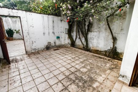 Casa para alugar com 300m², 4 quartos e 4 vagas Casa para alugar com 300m², 4 quartos e 4 vagasQuintal