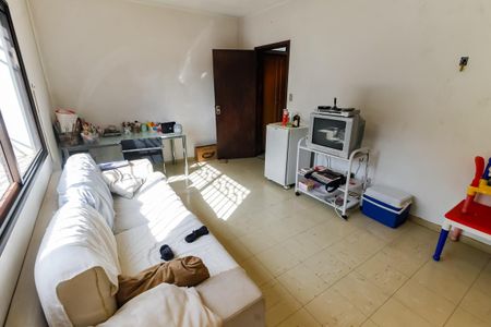 Casa para alugar com 300m², 4 quartos e 4 vagas Casa para alugar com 300m², 4 quartos e 4 vagasSala 4