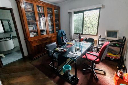 Casa para alugar com 300m², 4 quartos e 4 vagas Casa para alugar com 300m², 4 quartos e 4 vagasSuíte 1