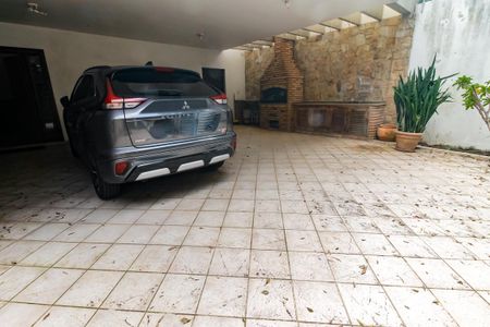 Casa para alugar com 300m², 4 quartos e 4 vagas Casa para alugar com 300m², 4 quartos e 4 vagasGaragem