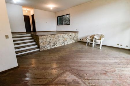 Sala 1 de casa à venda com 4 quartos, 300m² em Vila Sonia, São Paulo