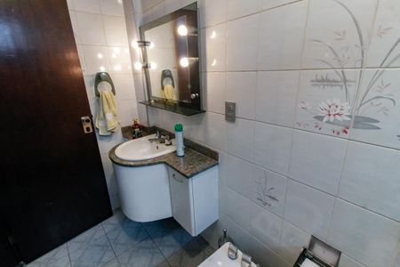 Casa para alugar com 300m², 4 quartos e 4 vagas Casa para alugar com 300m², 4 quartos e 4 vagasBanheiro da Suíte 1
