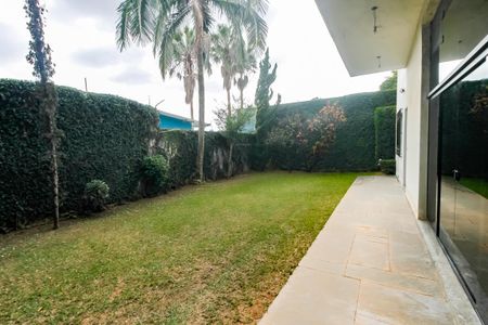Casa para alugar com 300m², 4 quartos e 4 vagas Casa para alugar com 300m², 4 quartos e 4 vagasJardim
