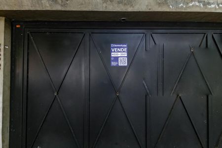 Casa para alugar com 300m², 4 quartos e 4 vagas Casa para alugar com 300m², 4 quartos e 4 vagasPortão