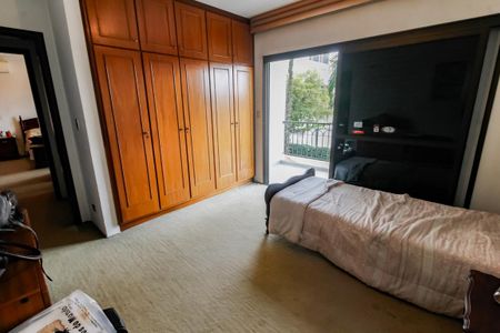 Casa para alugar com 300m², 4 quartos e 4 vagas Casa para alugar com 300m², 4 quartos e 4 vagasSuíte 3