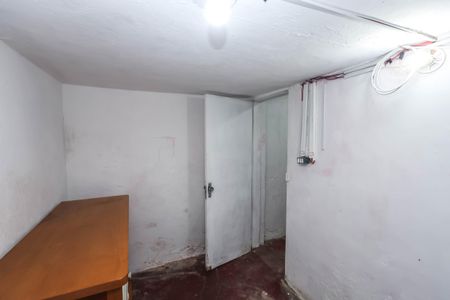 Cozinha de casa para alugar com 1 quarto, 28m² em Vila São José, São Paulo