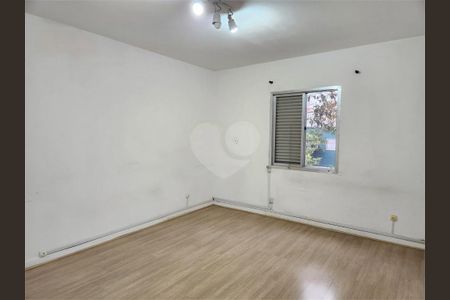 Casa à venda com 4 quartos, 176m² em Vila Dom Pedro I, São Paulo