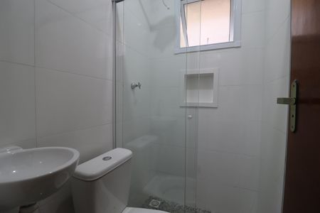 Banheiro de apartamento para alugar com 1 quarto, 30m² em Vila Sao Pedro, Santo André