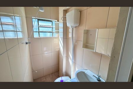 Casa para alugar com 60m², 2 quartos e sem vagaBanheiro