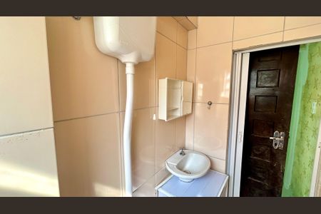 Casa para alugar com 60m², 2 quartos e sem vagaBanheiro