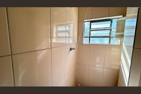 Casa para alugar com 60m², 2 quartos e sem vagaBanheiro