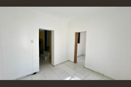 Sala de casa para alugar com 2 quartos, 60m² em Jardim Miriam, Guarulhos