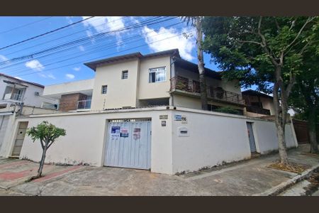 Casa à venda com 435m², 4 quartos e 4 vagasFachada / placa: rmgs 58