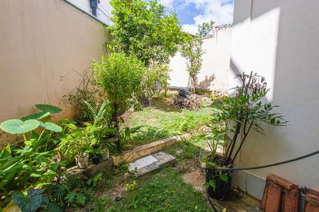 Casa à venda com 435m², 4 quartos e 4 vagasgaragem / quintal