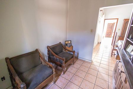 Casa à venda com 435m², 4 quartos e 4 vagassala de TV