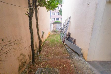 Casa à venda com 435m², 4 quartos e 4 vagasgaragem / quintal