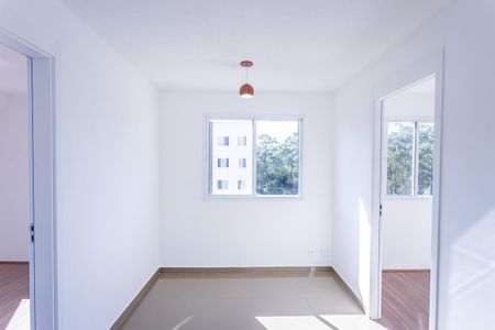 Sala de apartamento para alugar com 2 quartos, 33m² em Parque Pan Americano, São Paulo