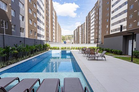 Apartamento para alugar com 33m², 2 quartos e 1 vagaÁrea comum - Piscina
