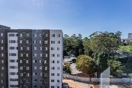 Vista sala de apartamento para alugar com 2 quartos, 33m² em Parque Pan Americano, São Paulo