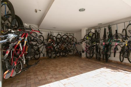 Apartamento à venda com 42m², 2 quartos e 1 vagaÁrea comum - Bicicletário 