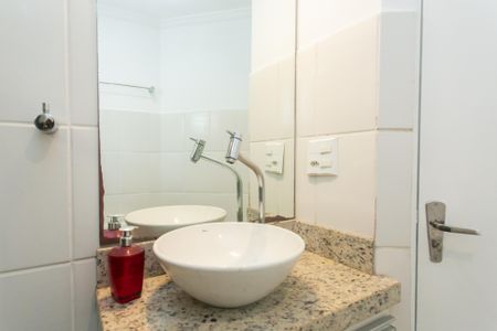 Apartamento à venda com 42m², 2 quartos e 1 vagaBanheiro 