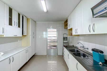 Casa à venda com 92m², 4 quartos e 1 vaga Casa à venda com 92m², 4 quartos e 1 vagaCozinha