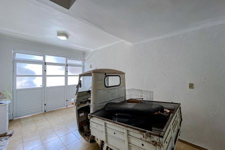 Casa à venda com 92m², 4 quartos e 1 vaga Casa à venda com 92m², 4 quartos e 1 vagaGaragem
