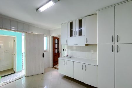 Casa à venda com 92m², 4 quartos e 1 vaga Casa à venda com 92m², 4 quartos e 1 vagaCozinha