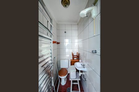 Casa à venda com 92m², 4 quartos e 1 vaga Casa à venda com 92m², 4 quartos e 1 vagaBanheiro da Área externa
