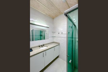 Casa à venda com 92m², 4 quartos e 1 vaga Casa à venda com 92m², 4 quartos e 1 vagaBanheiro