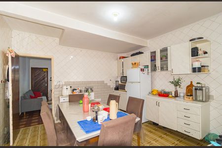 Casa à venda com 100m², 2 quartos e 1 vaga Casa à venda com 100m², 2 quartos e 1 vagaCozinha