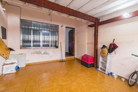 Casa à venda com 100m², 2 quartos e 1 vaga Casa à venda com 100m², 2 quartos e 1 vagaGaragem