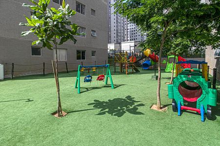 Apartamento para alugar com 44m², 2 quartos e sem vagaplay ground_2