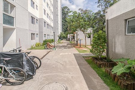 Apartamento para alugar com 44m², 2 quartos e sem vagaespaço de convivência com churrasqueiras_2