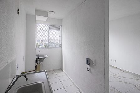 Apartamento para alugar com 44m², 2 quartos e sem vagacozinha e área de serviço compartilhadas_1