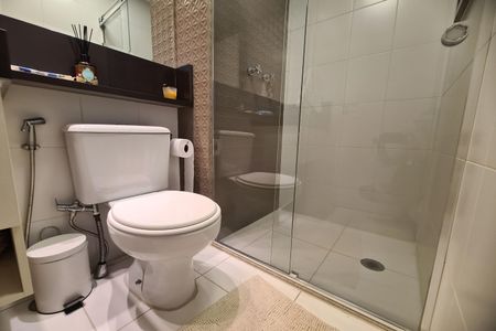 Apartamento à venda com 77m², 2 quartos e 2 vagasBanheiro
