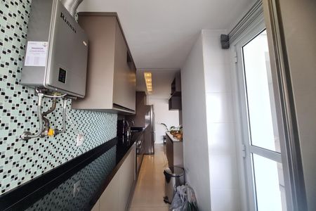 Apartamento à venda com 77m², 2 quartos e 2 vagasCozinha