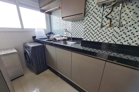 Apartamento à venda com 77m², 2 quartos e 2 vagasÁrea de Serviço