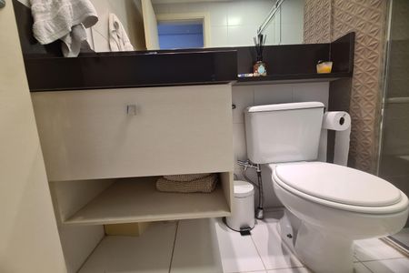 Apartamento à venda com 77m², 2 quartos e 2 vagasBanheiro