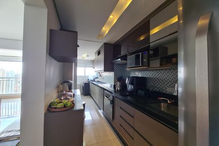 Apartamento à venda com 77m², 2 quartos e 2 vagasCozinha