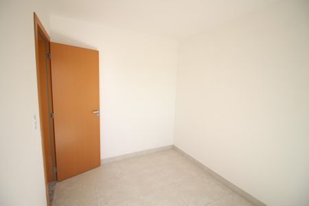 Apartamento para alugar com 68m², 2 quartos e 1 vagaQuarto 2