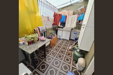 Casa à venda com 2 quartos, 110m² em Parque Sao Jose, São Paulo