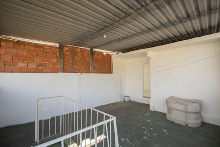 Casa para alugar com 66m², 3 quartos e sem vagaÁrea de Serviço