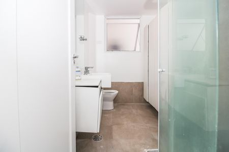 Apartamento para alugar com 95m², 3 quartos e 2 vagas Apartamento para alugar com 95m², 3 quartos e 2 vagasBanheiro